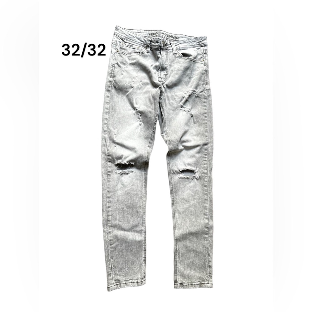 Men’s Rue 21 premium Slim Taper Jeans size 32/32 pre loved